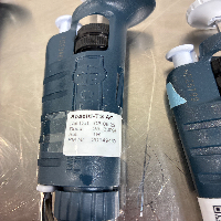 Gilson Set of 20 pipetman pipettes image 3